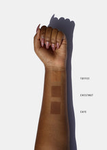 Load image into Gallery viewer, AOA Perfect Pressed Powder - Toffee