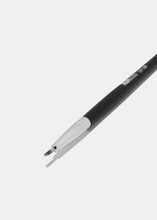 Load image into Gallery viewer, E117: Small Eyeliner Brush
